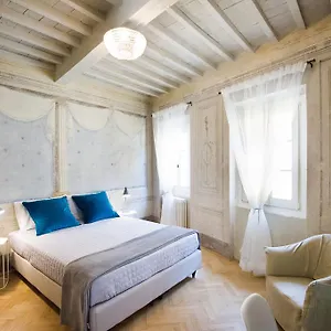 Alojamento de Acomodação e Pequeno-almoço Il Piccolo Cavour Charming House